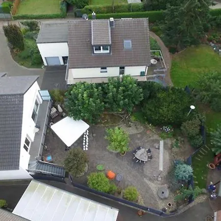 Dragona Dufti-kuss Gaestehaus Im Herzen Von Holiday home Rees